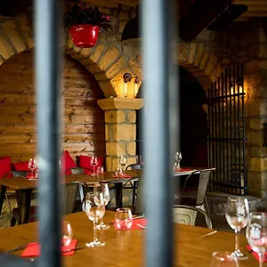 Aux Prisons De Montagny Bed & Breakfast